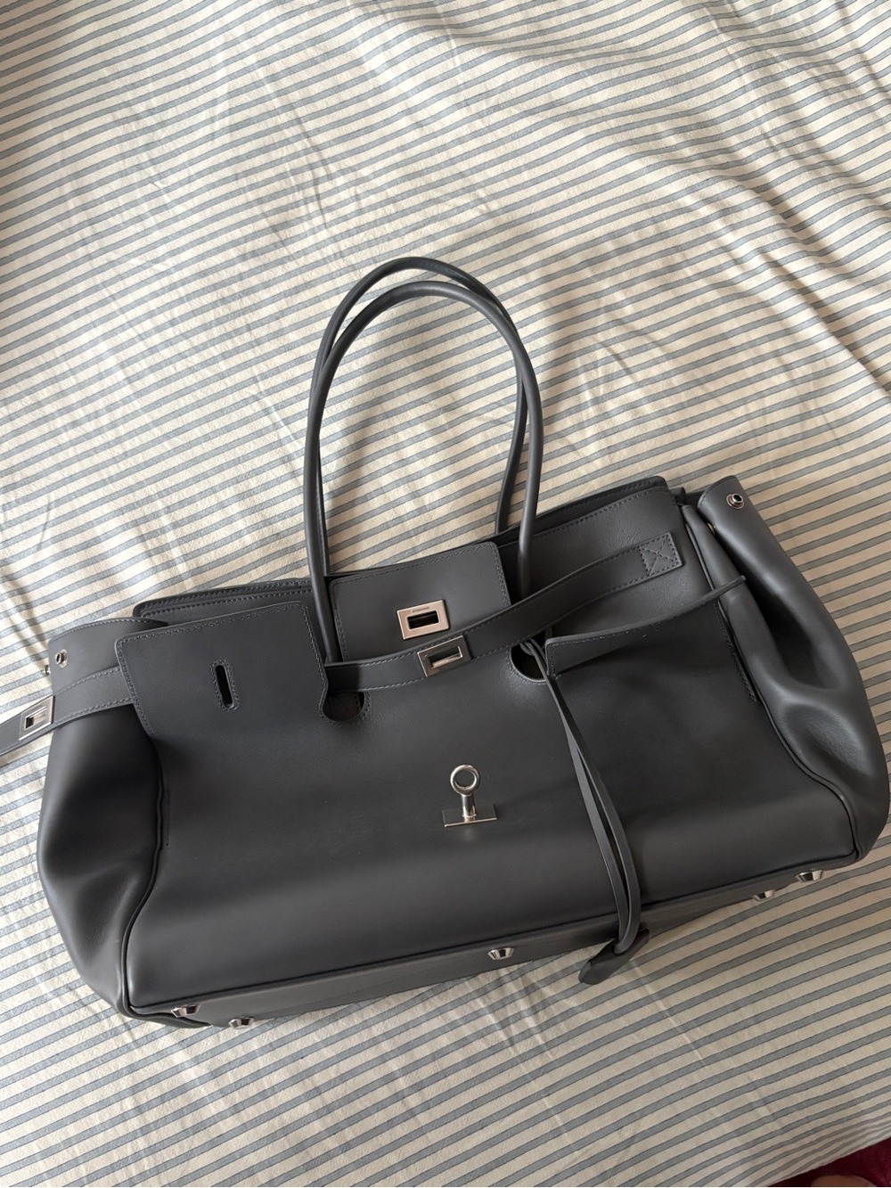 Balenciaga Bel Air Carry-All Bag